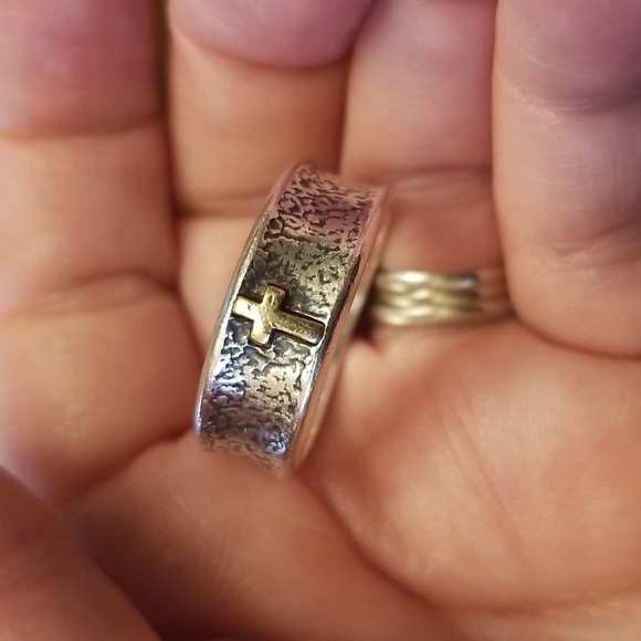 James Avery Other - James Avery Textured Band w/Gold Cross